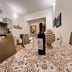Monteleone Centro דירה *